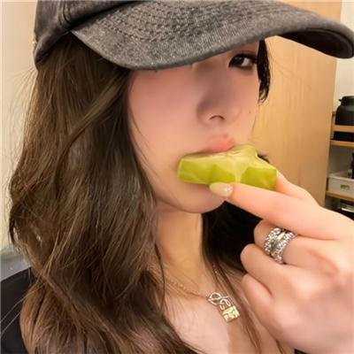 爱意悄悄萌芽